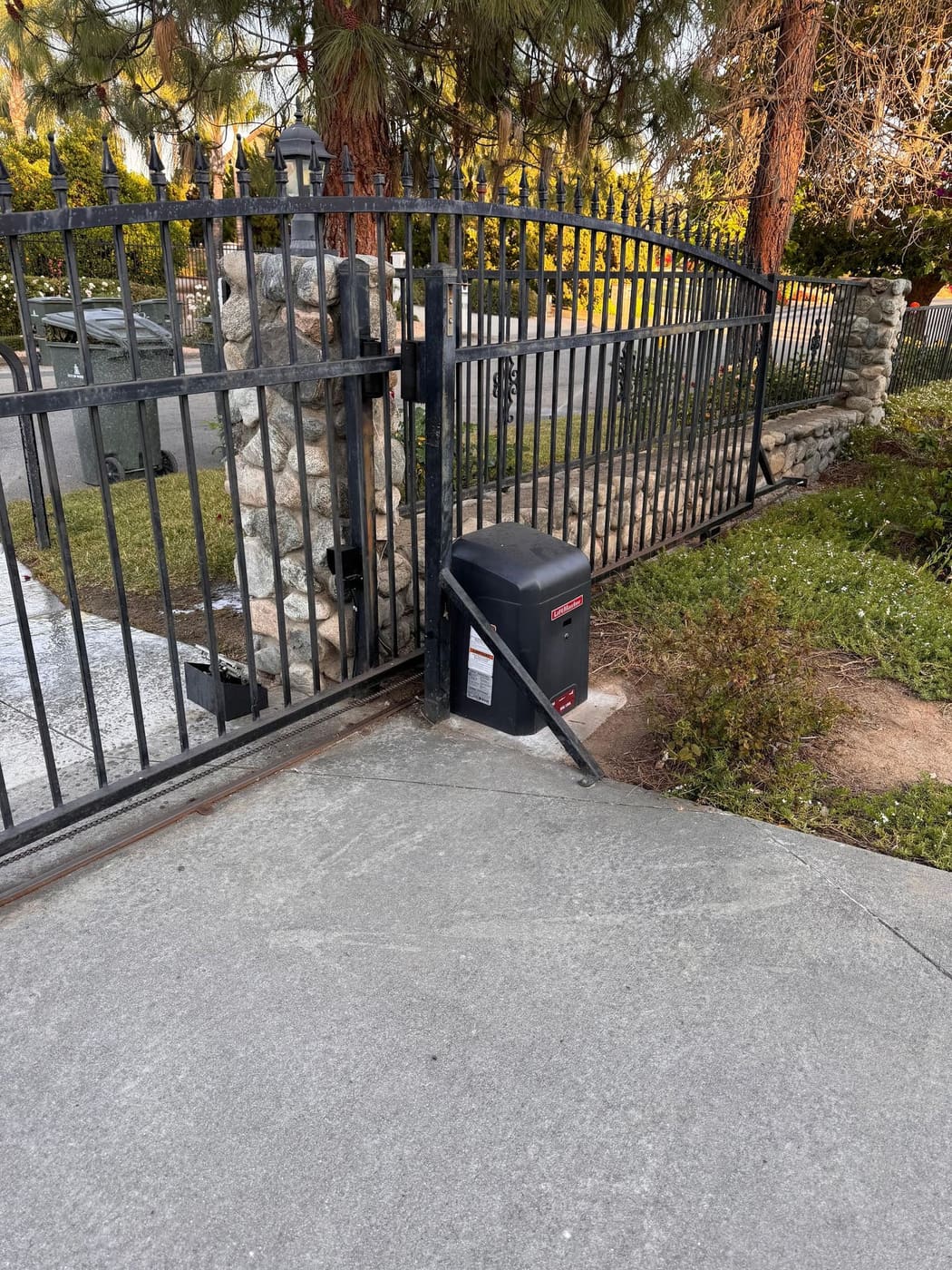 Electric Gate Repair Comes to the San Fernando Valley